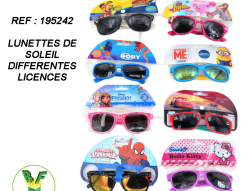 195242 - Lunettes de soleil différentes licences